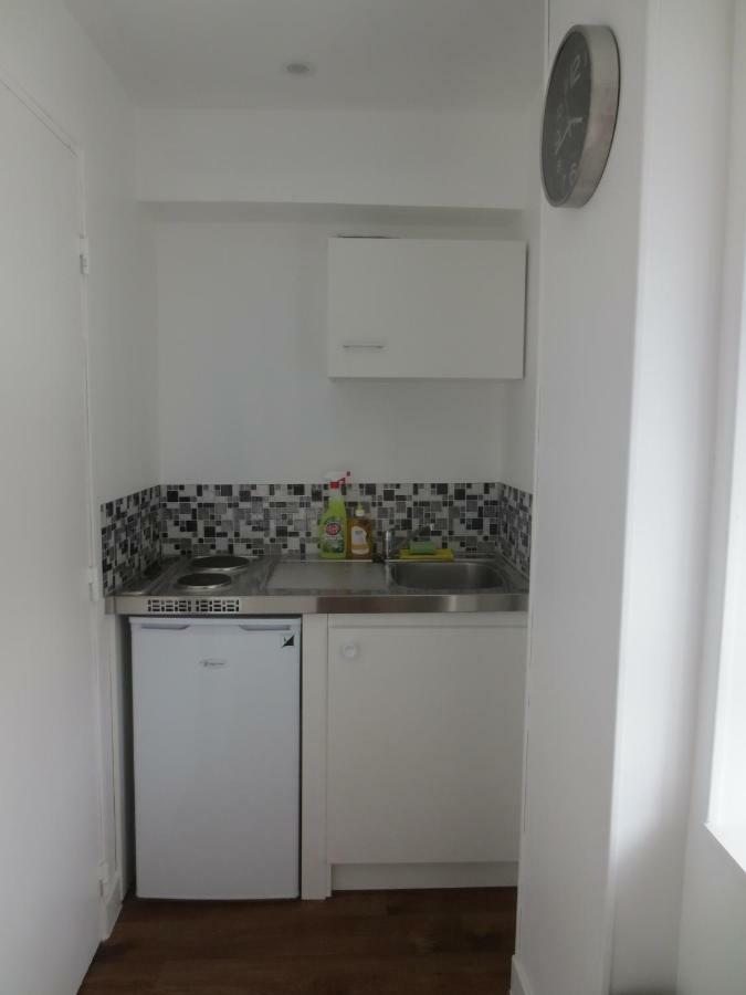 Appartements Et Studios Meubles Au Centre Ville D'Ouzouer Sur Loire Luaran gambar
