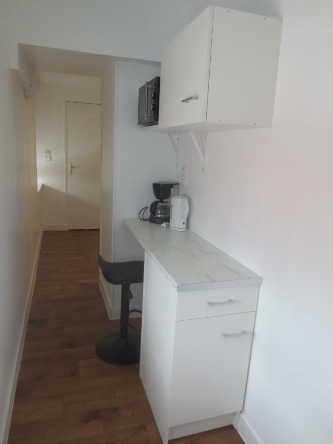 Appartements Et Studios Meubles Au Centre Ville D'Ouzouer Sur Loire Luaran gambar